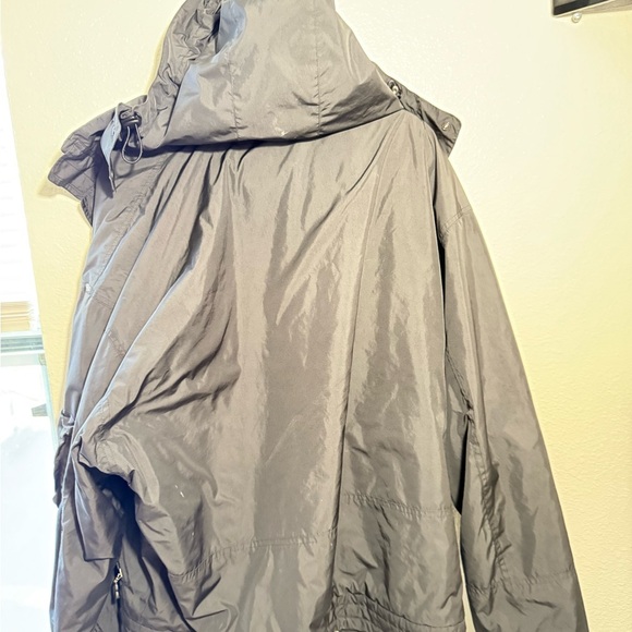 Bogner Men's Black Raincoat - Picture 7 of 7